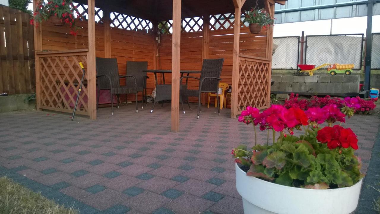 Pokoje Goscinne Wejherowo Exterior foto